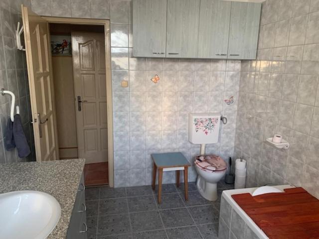 Ferienwohnung Erd - Csendes, Kenyelmes Csaladi Haz Exterior foto